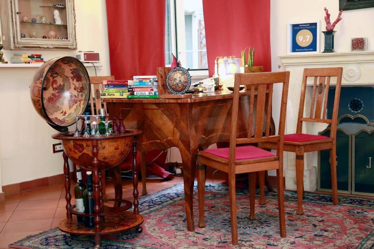 Residenza Gens Julia Bed & Breakfast Rome