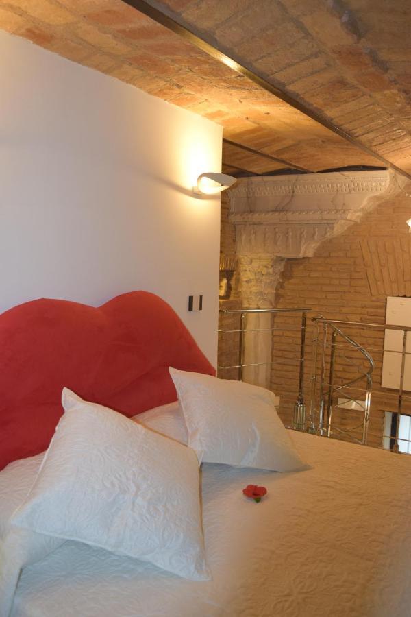Apartment Colosseum Archeoloft In Historic Center Of Rome