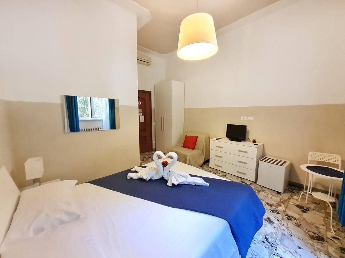Sweet Life Guesthouse Guest house 3*