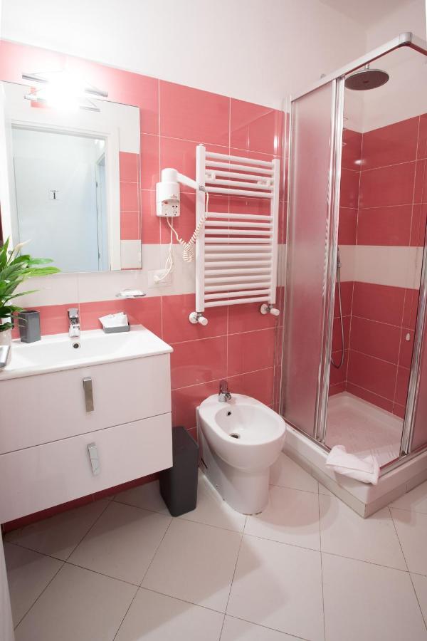 Chroma Italy - Chroma Octho Guest house Rome