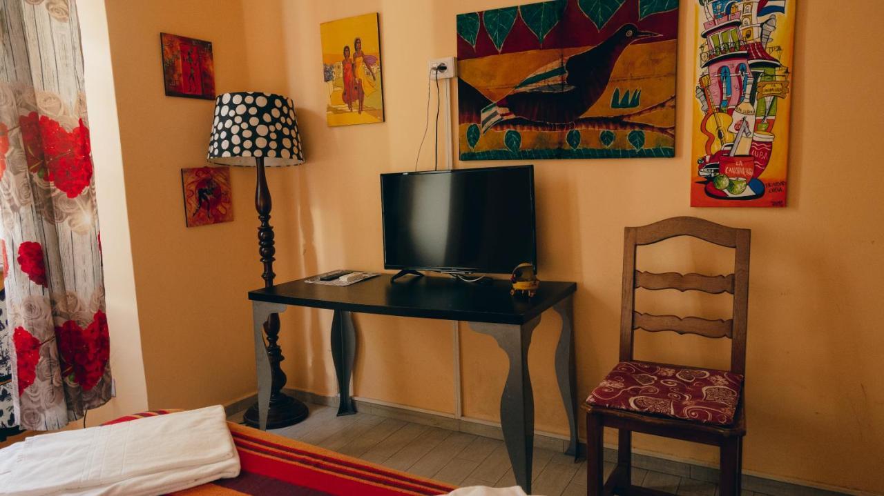 Guest house Casa Particular 25rooms Rome