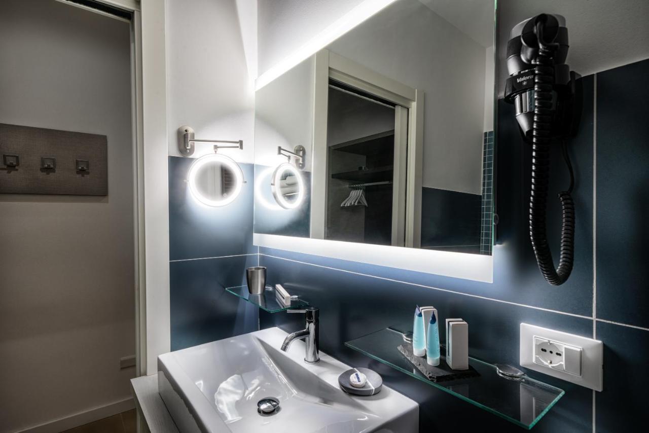 Trinita Grand Rome