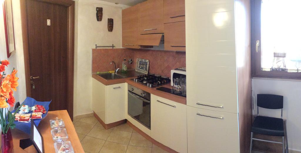 Travertino Bed & Breakfast Rome