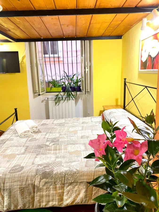 La Casa Verde Roma - Free Secure Parking If You Book 3 Nights *