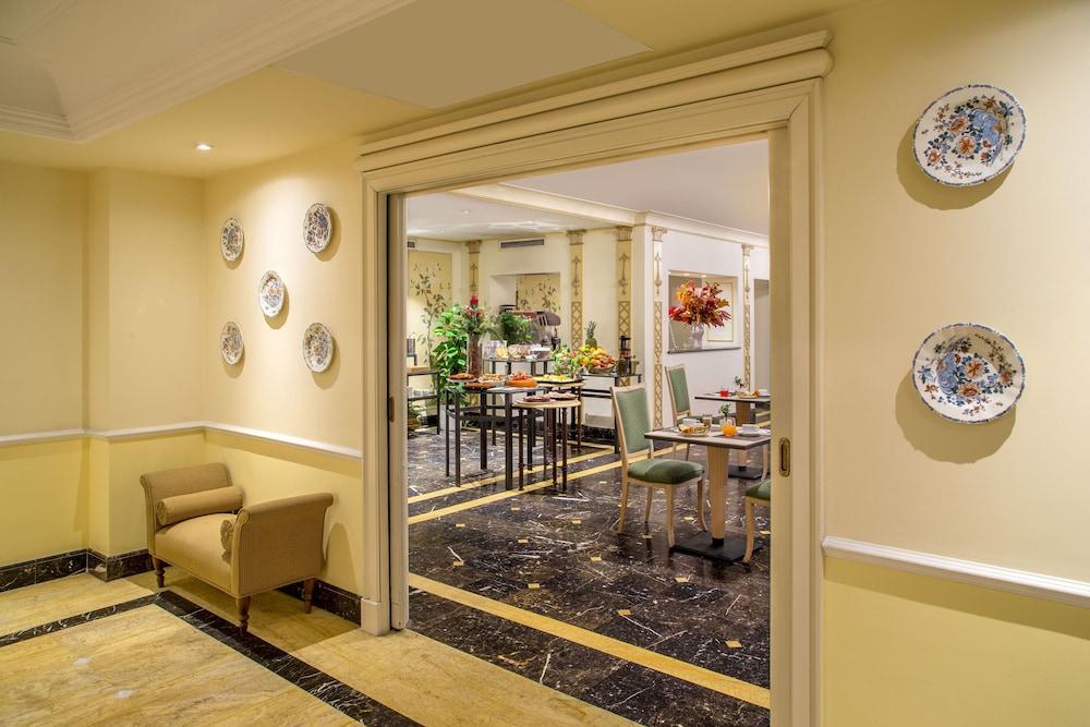 Donna Laura Palace By Omnia 4* Rome
