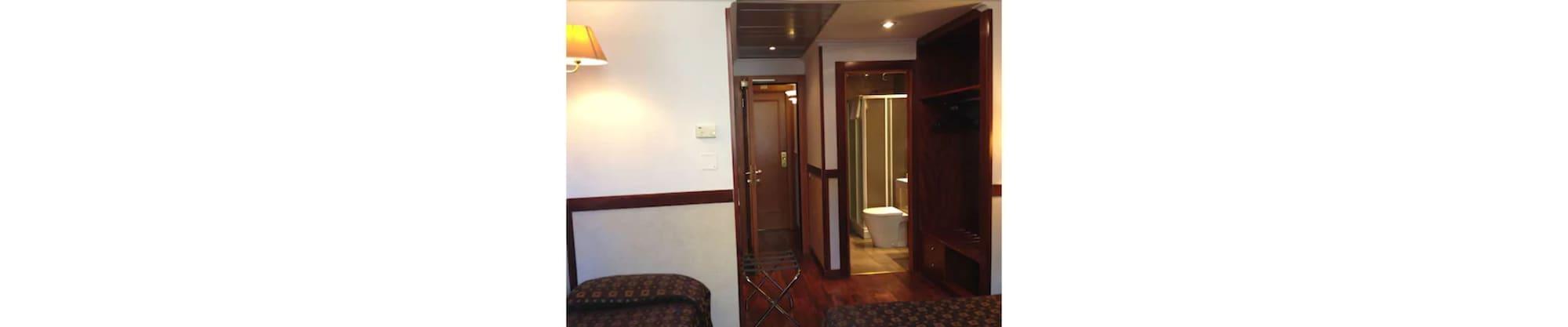 Select Garden Hotel