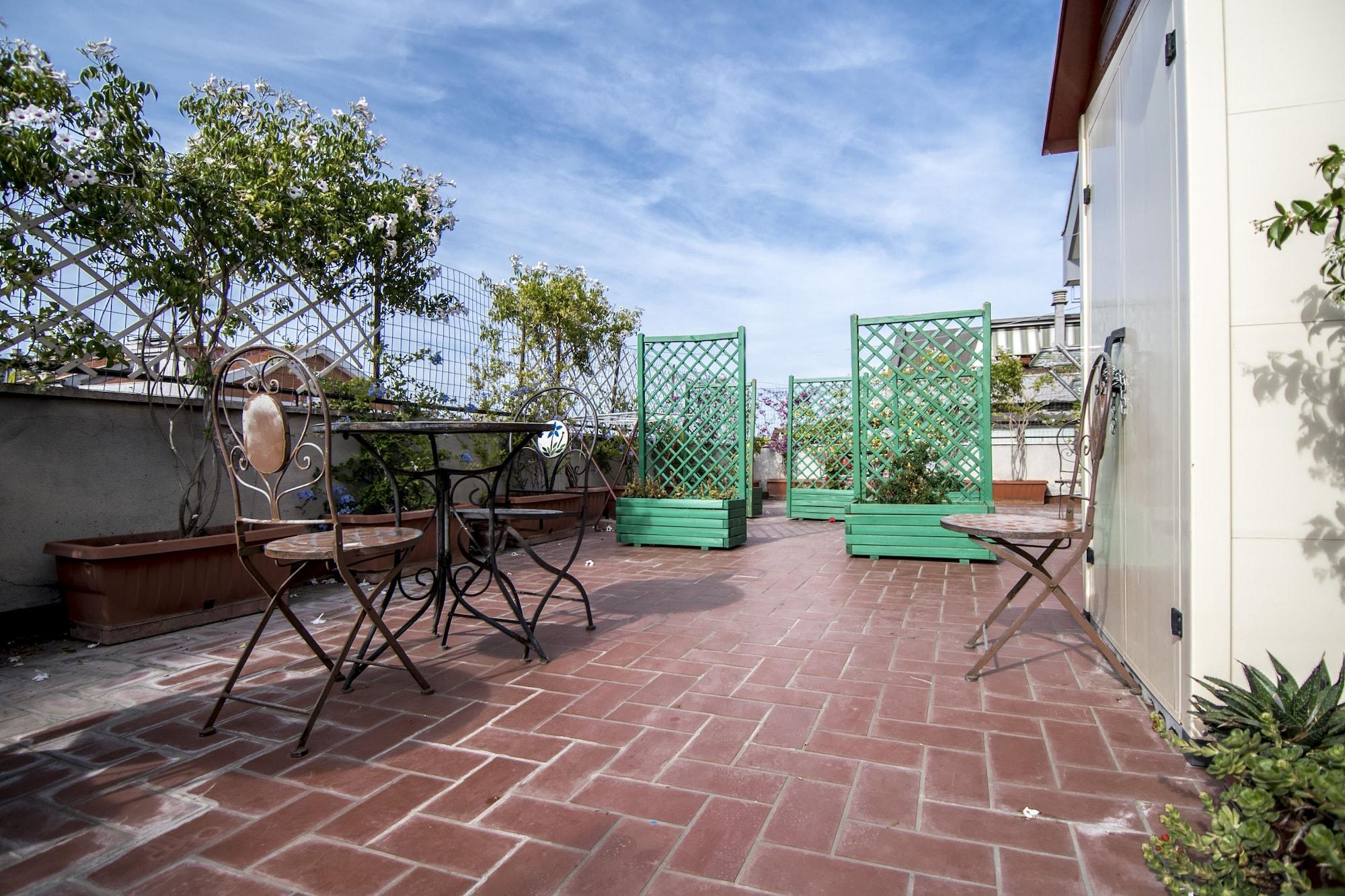Bed & Breakfast La Voliera Rome