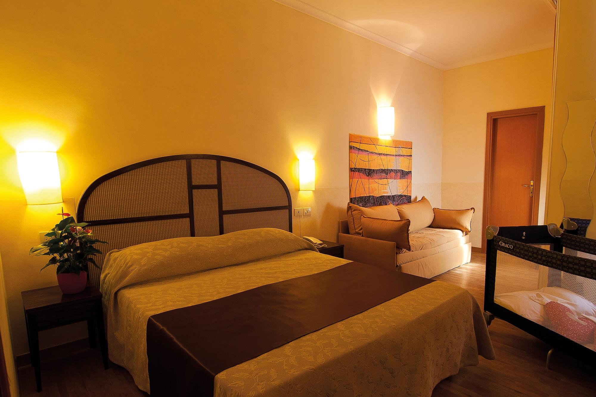 Novecento 3* Rome
