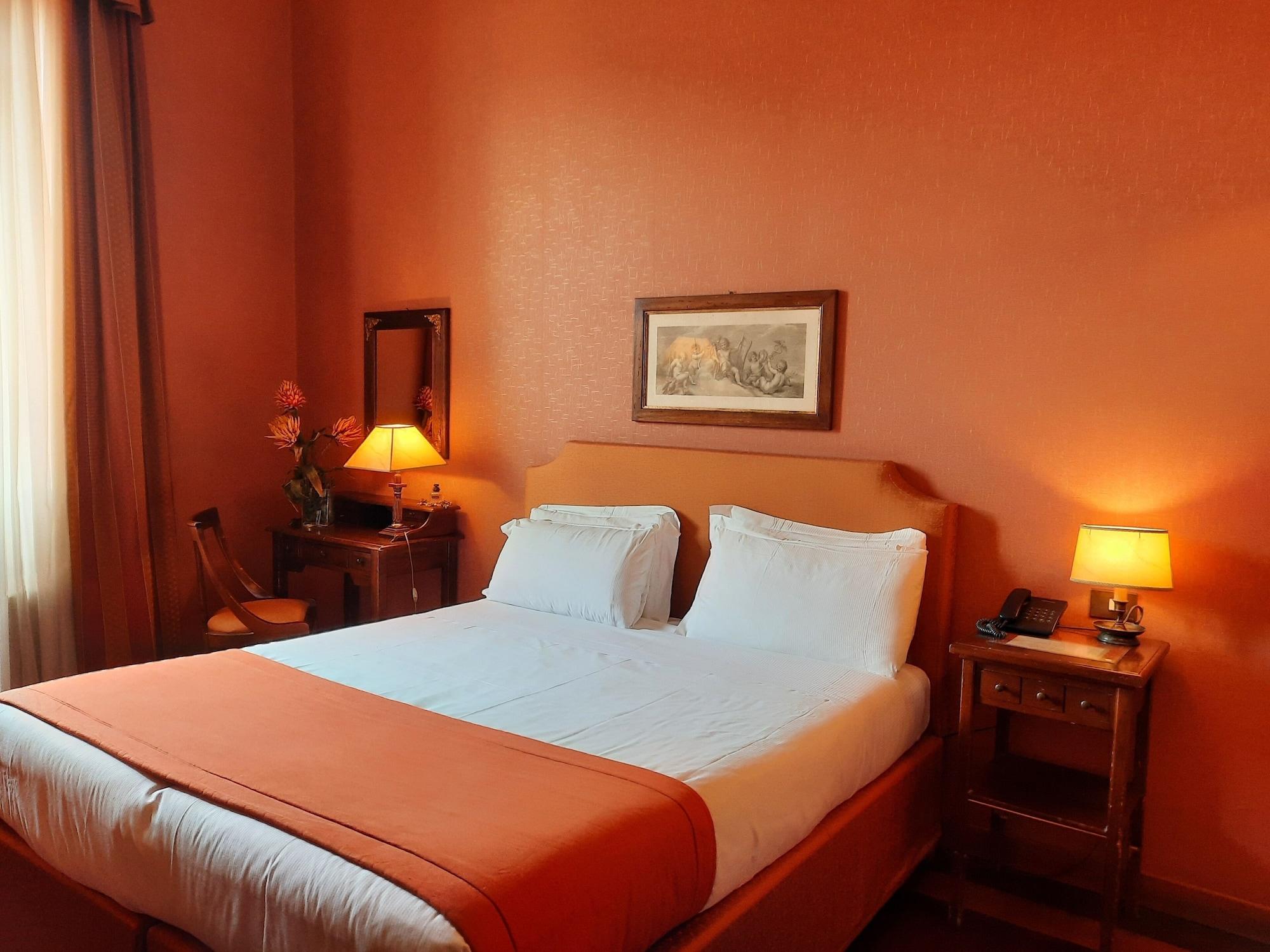 Domus Livia 3* Rome