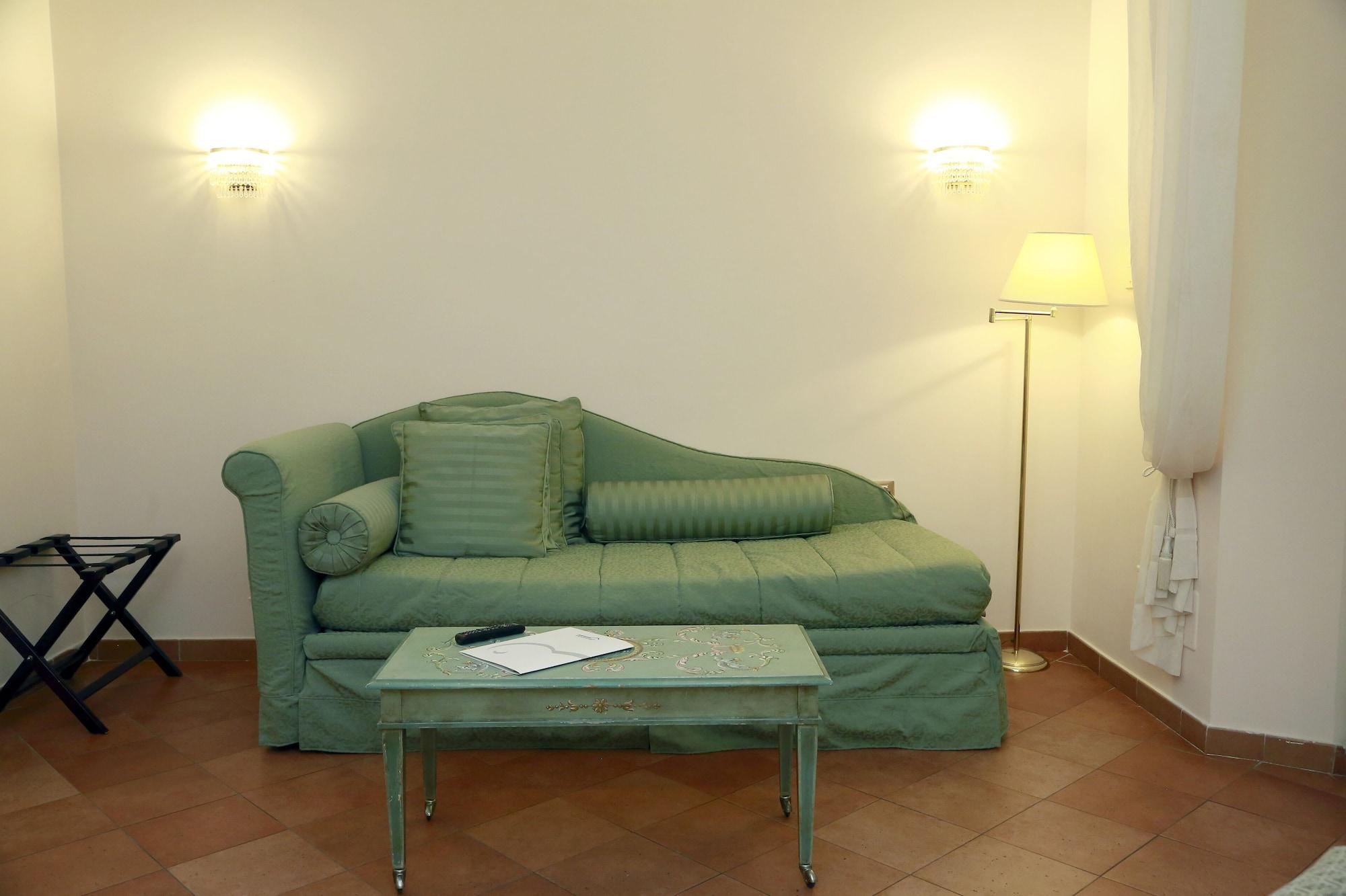 Residenza Gens Julia Bed & Breakfast Rome