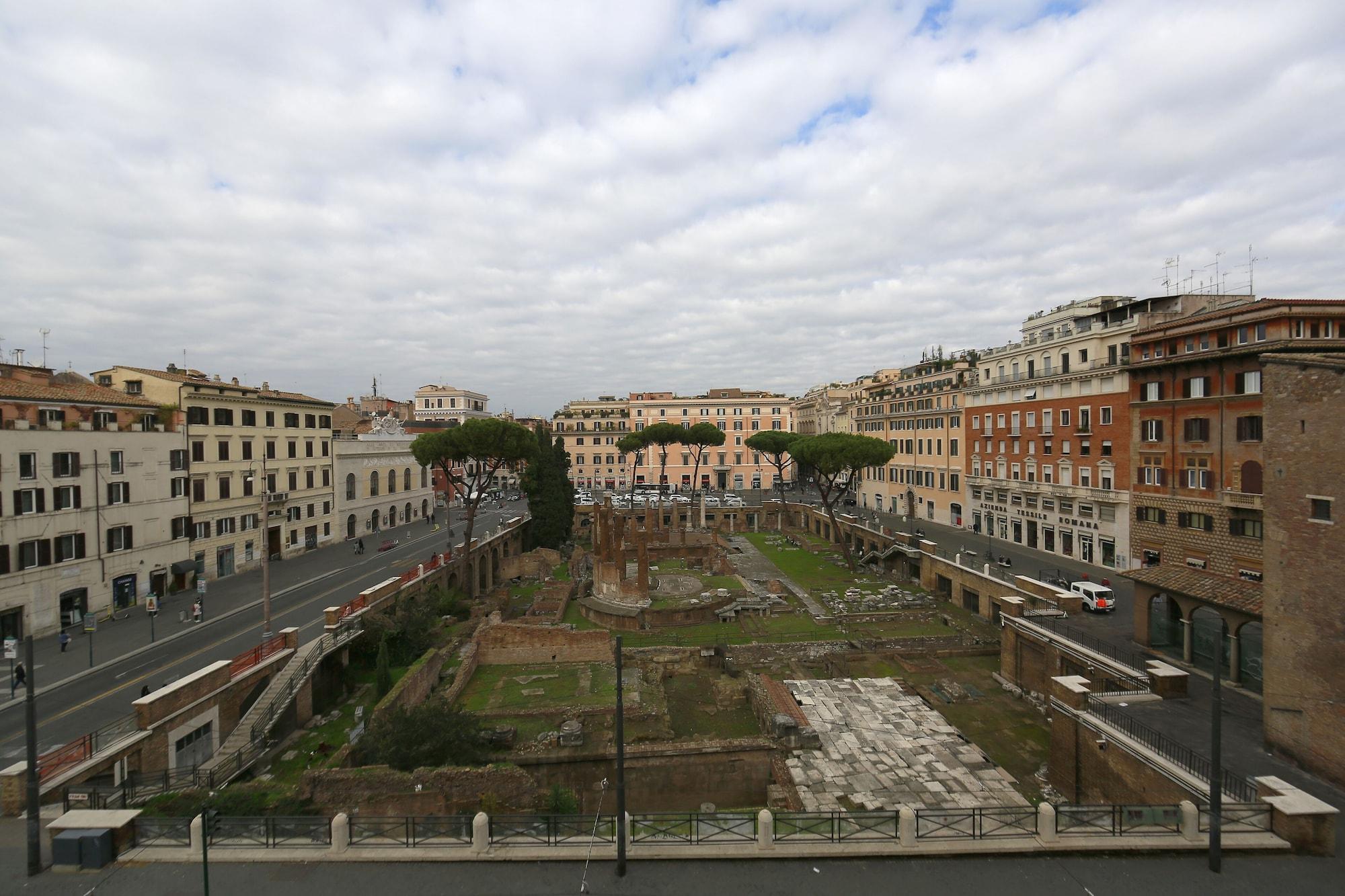 Residenza Gens Julia 2* Rome