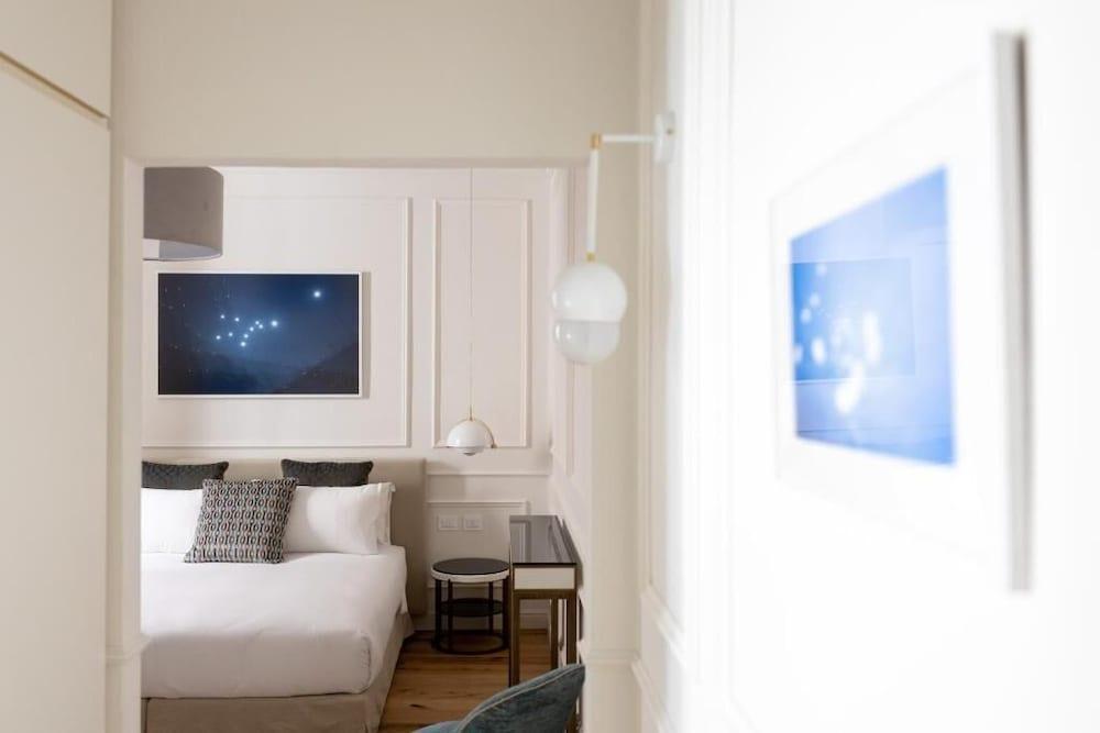 Parisii Luxury Relais *