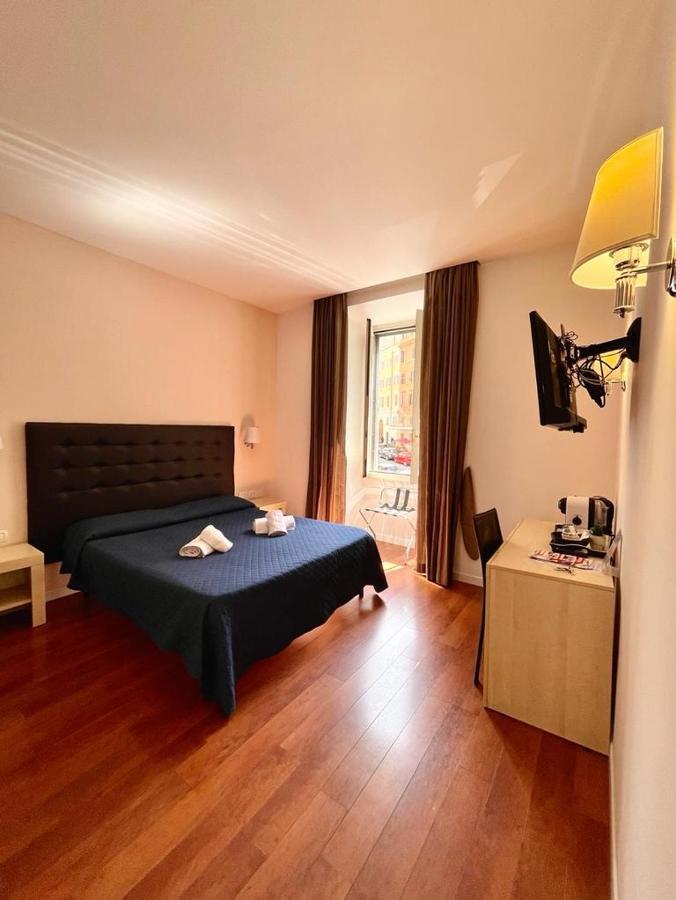 Elle Cavour Roma