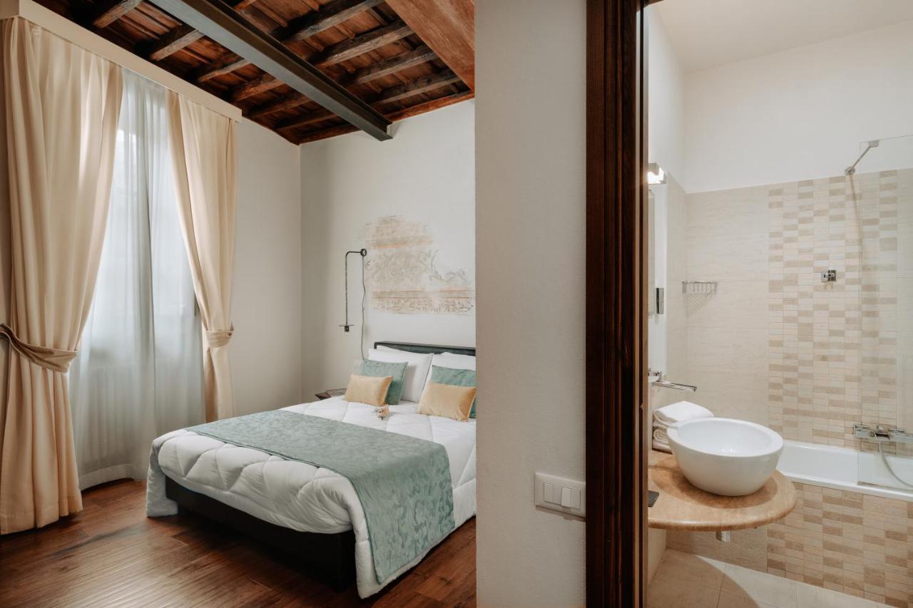 Bed & Breakfast Relais Giulia Rome