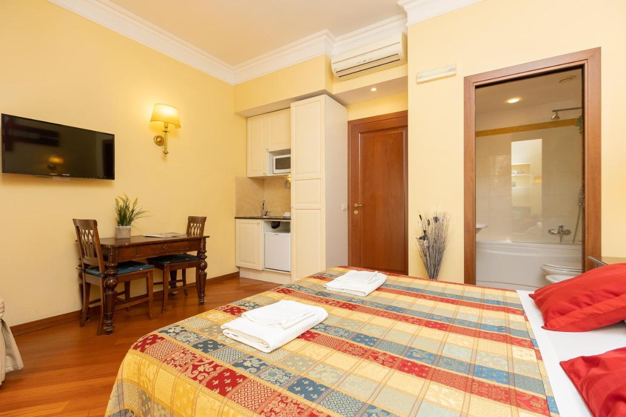 Internouno Deluxe Guest house 3*