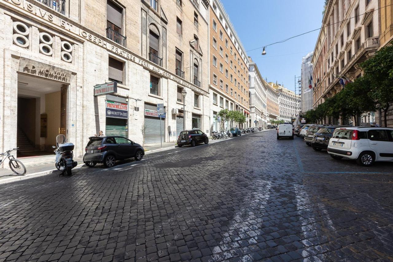 Via Barberini Appartamento