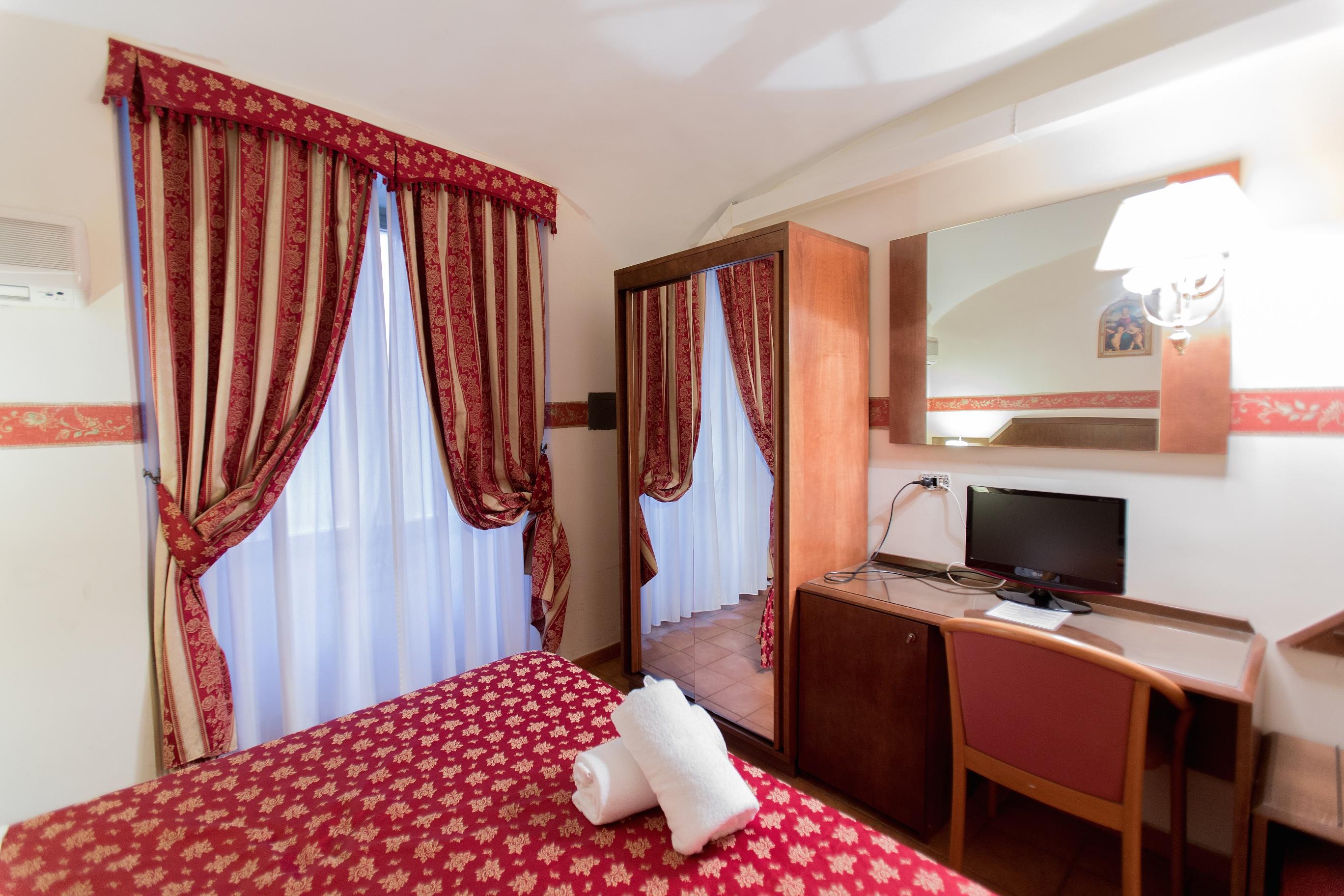 Gabriella 3* Rome