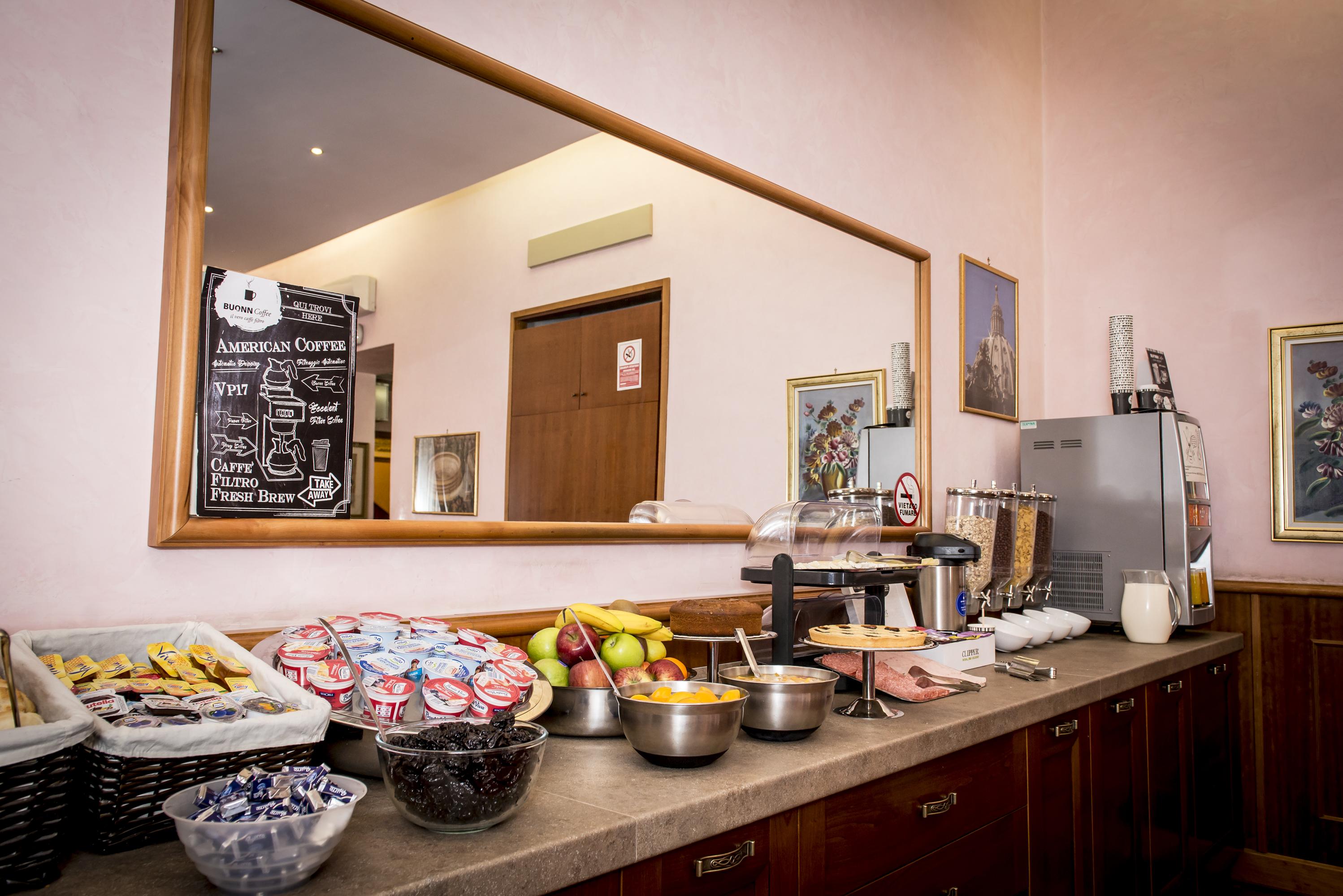 Hotel Emmaus 3*