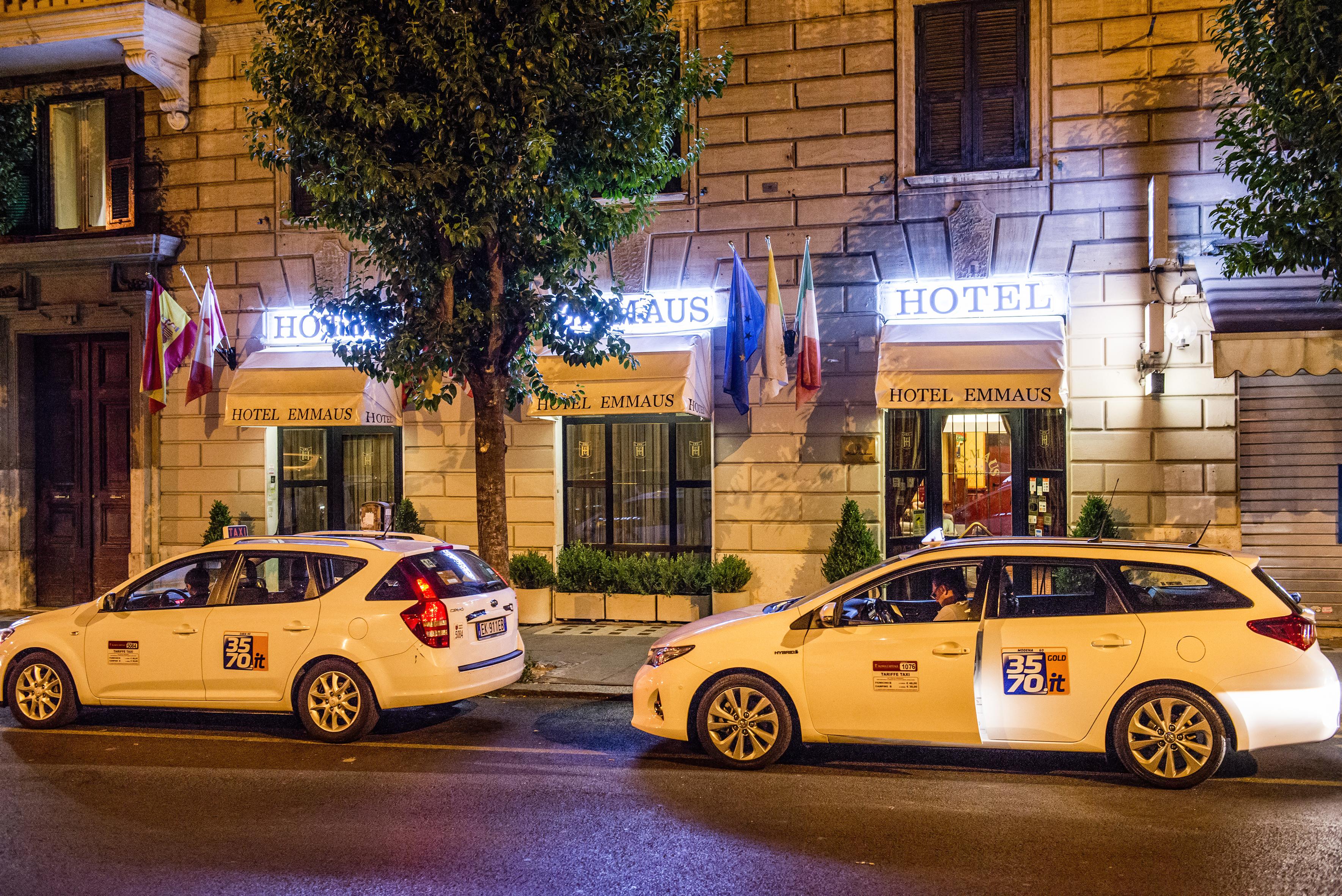 Emmaus 3* Rome