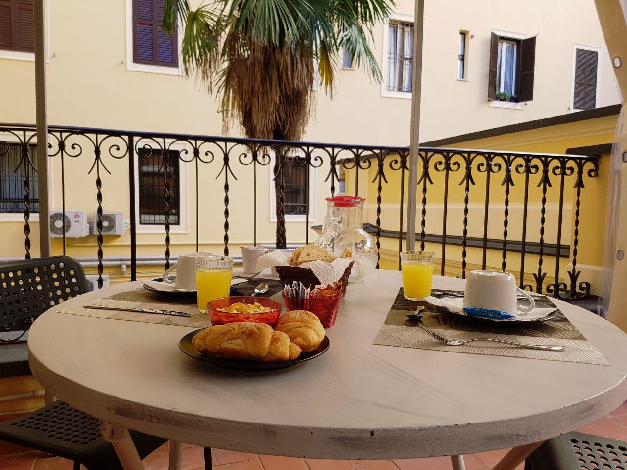 Guest house La Vite Vaticana 2*