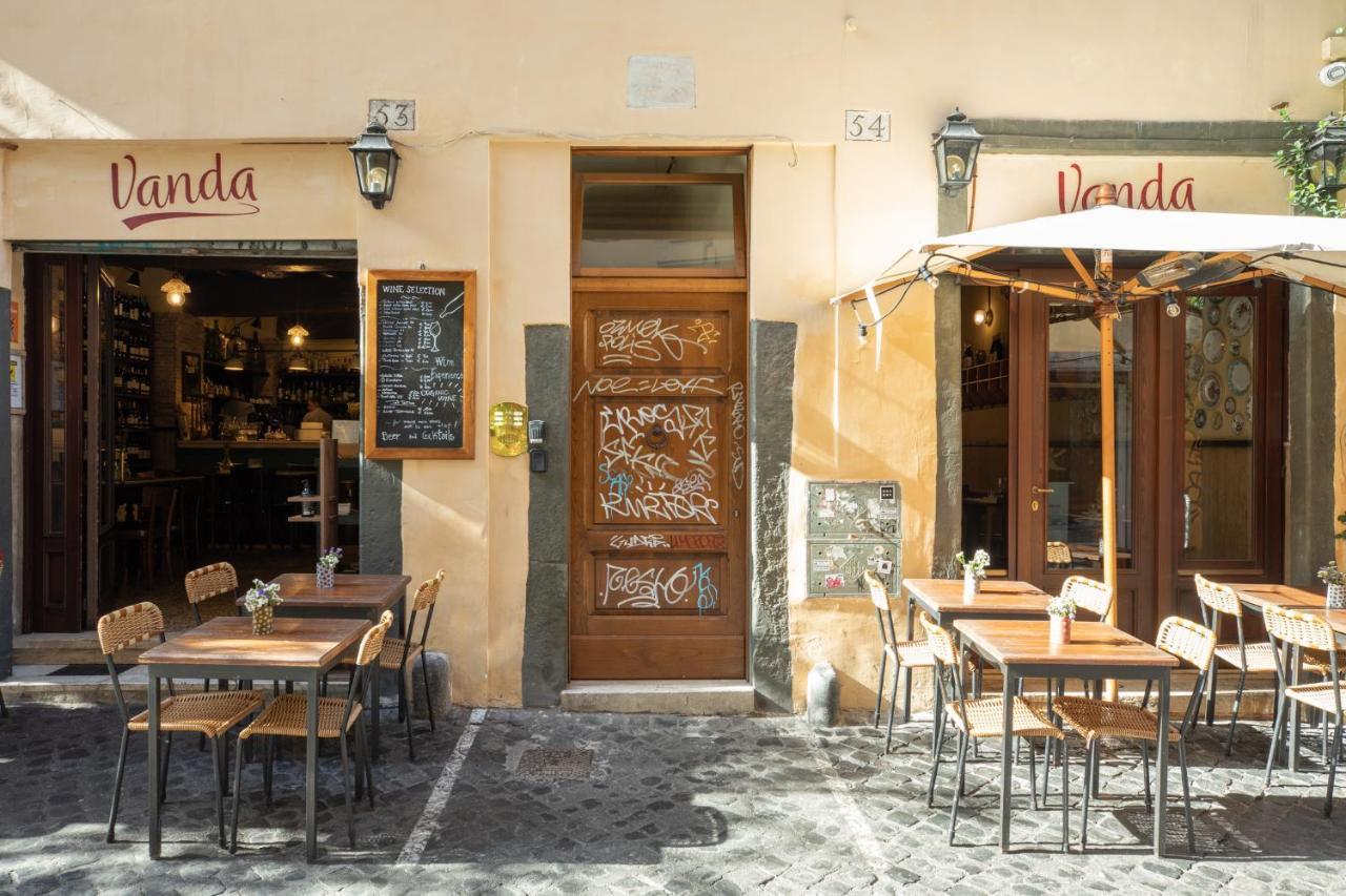 Apartment Iflat Charming In Trastevere Rome