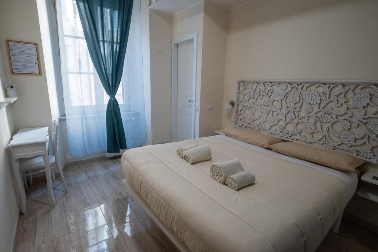 With Independent Entrance - Termini/aquarium Guest house