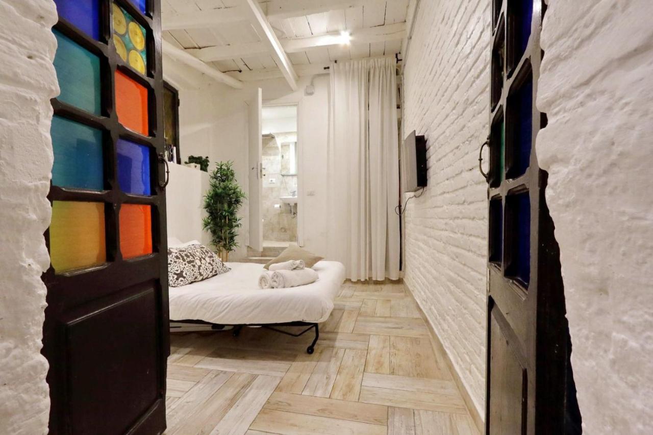 Apartment Happiness *