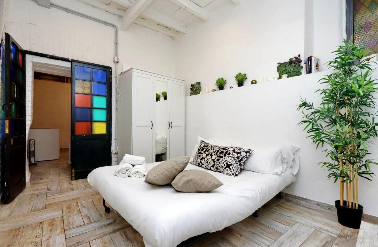 Apartment Happiness *