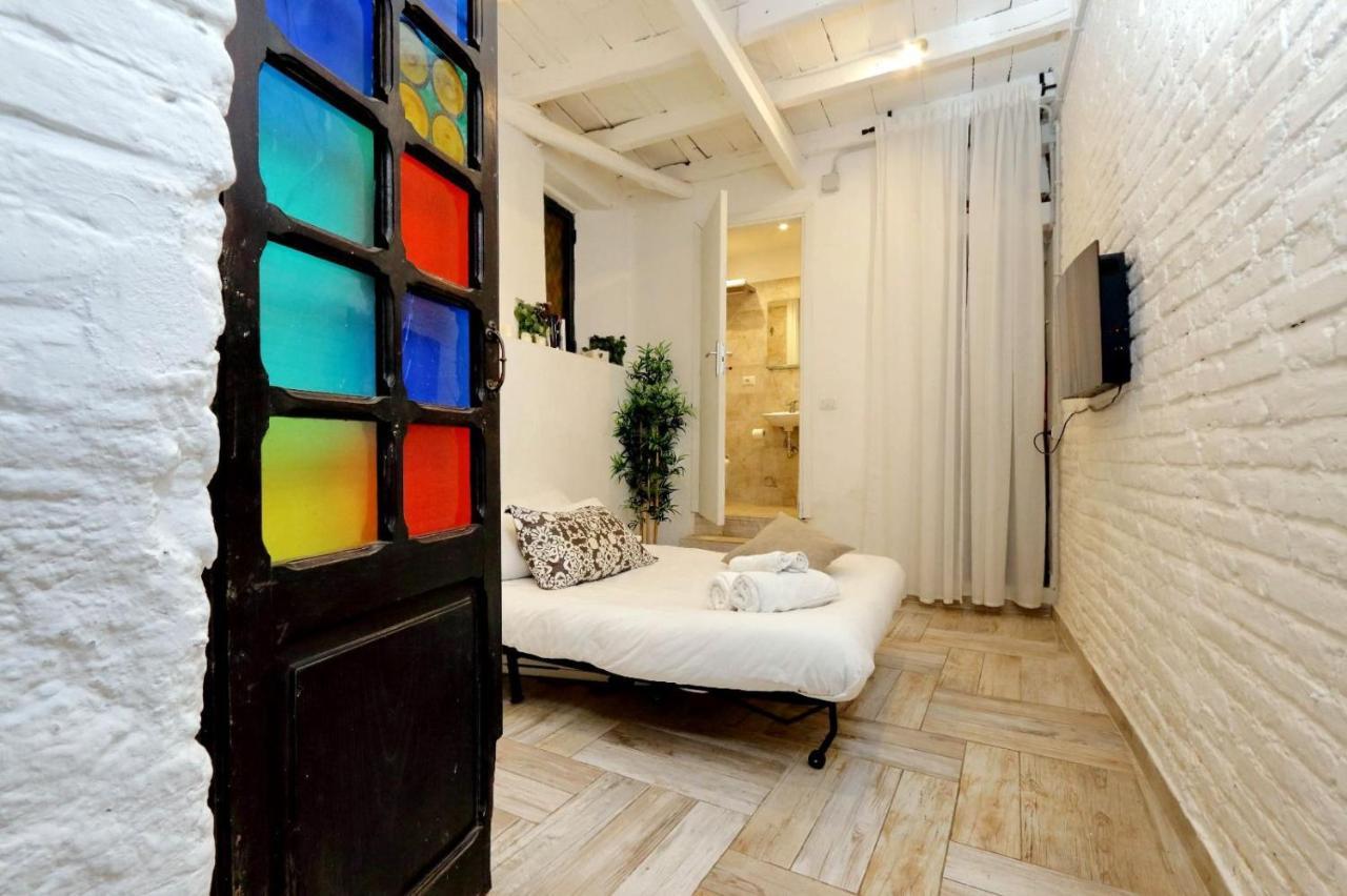 Happiness Apartment *