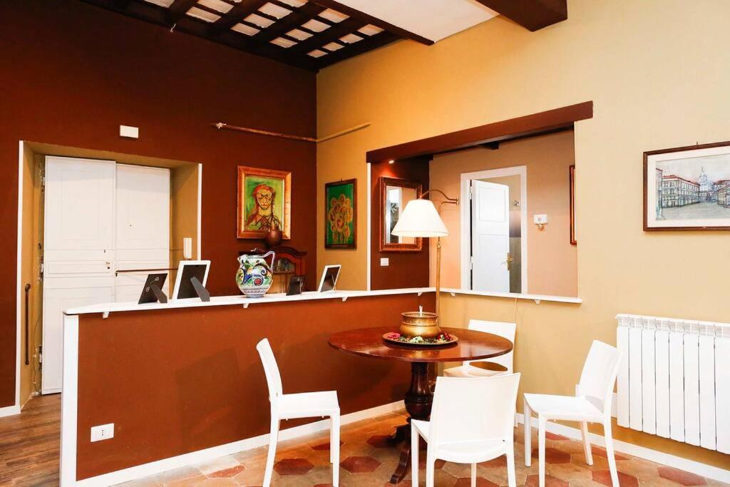 Apartment Con Terrazzino Al Pantheon Rome
