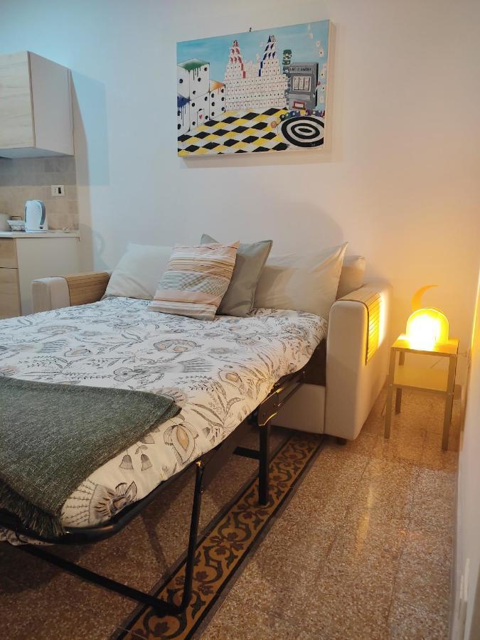 Grazioso Loft Vicino A San Giovanni E Metro C Appartamento