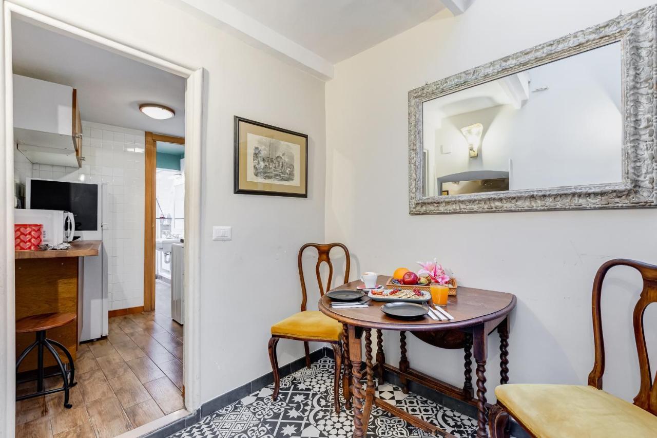 Vivilo Collection - Spanish Steps Macelli With Private Terrace Apartment