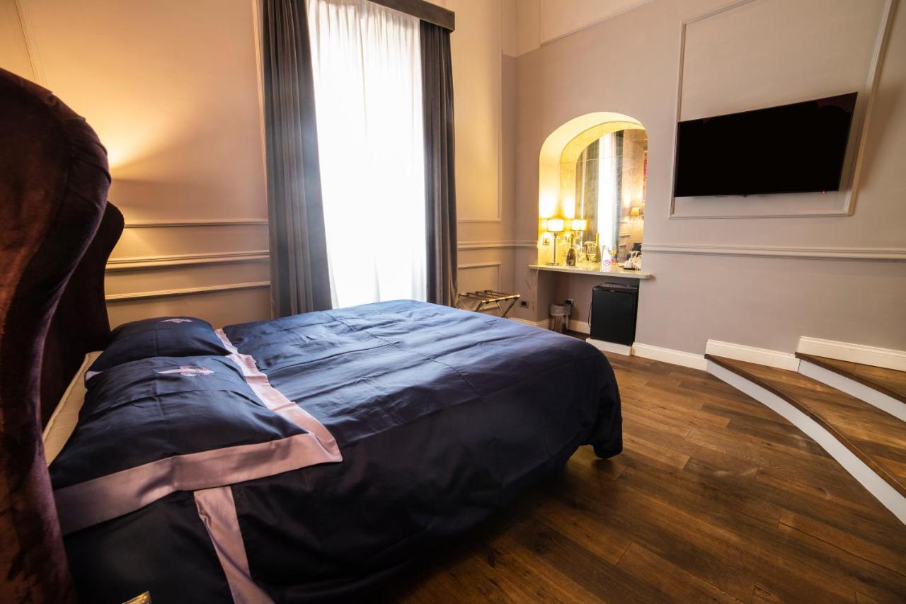 Relais San Lorenzo In Lucina * Rome