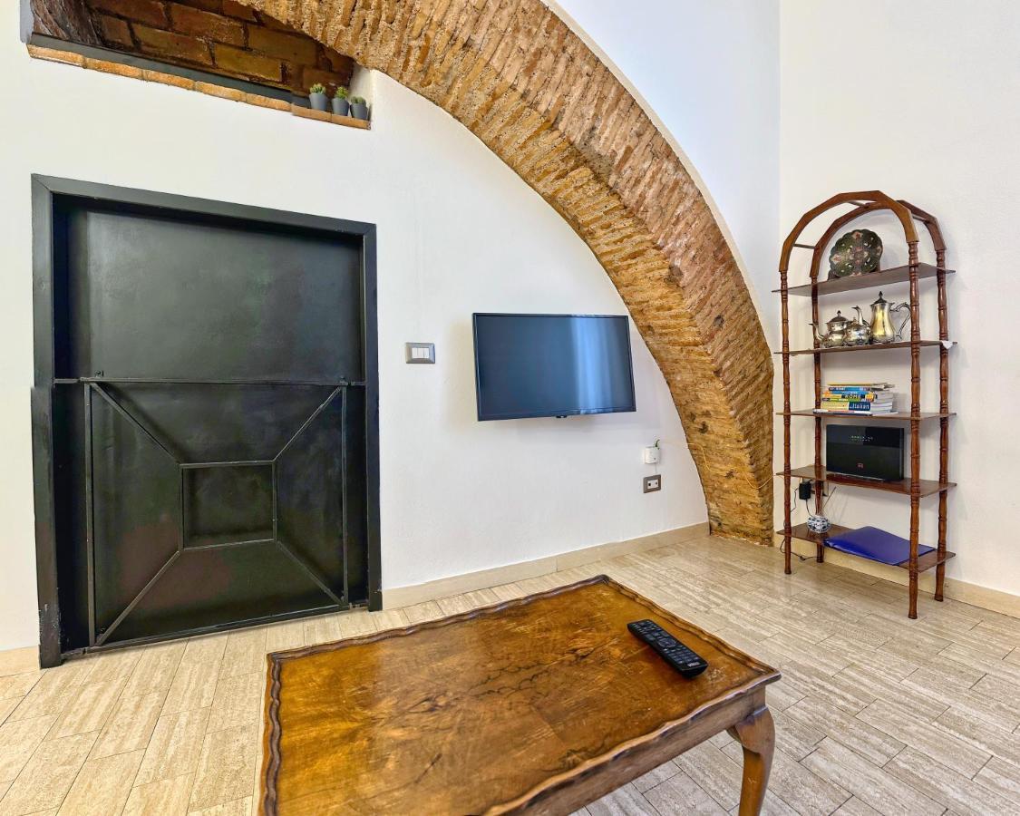 Lovely In Via Della Scala, Trastevere Apartment