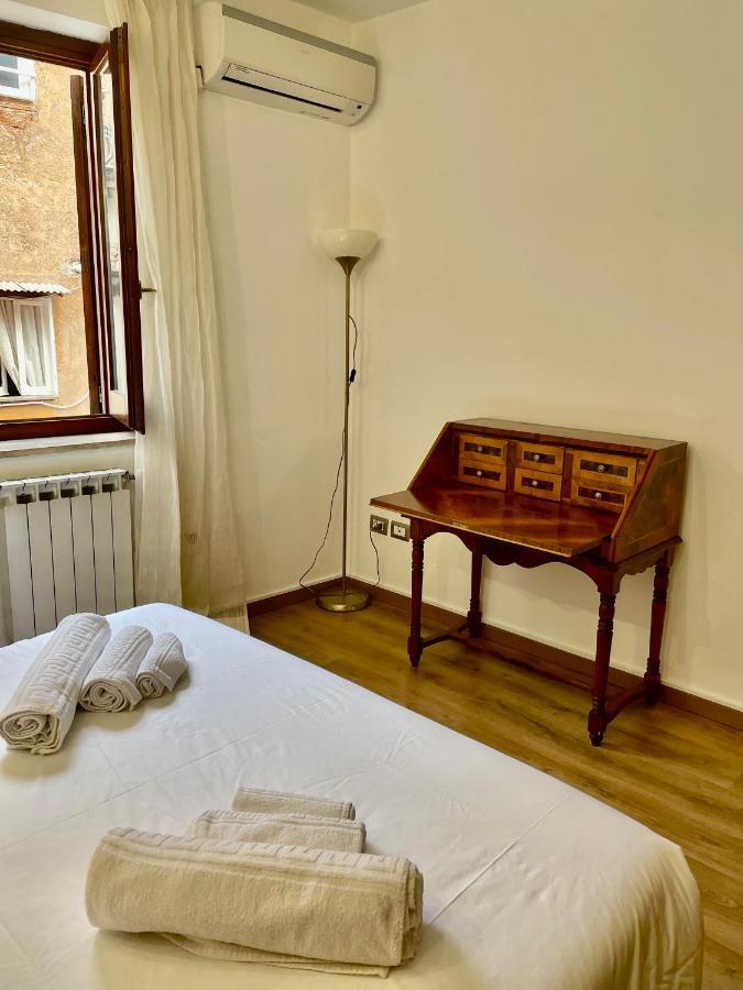 Lovely In Via Della Scala, Trastevere Apartment