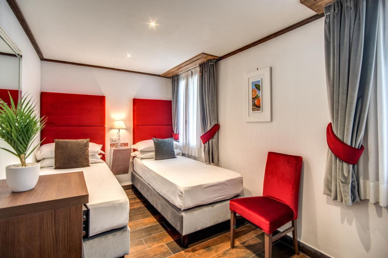Guest house Tritone House 4*