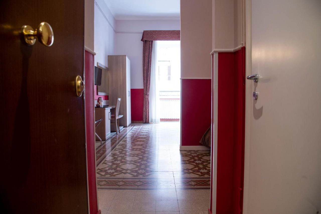 Domus Napoleone Guest house Rome