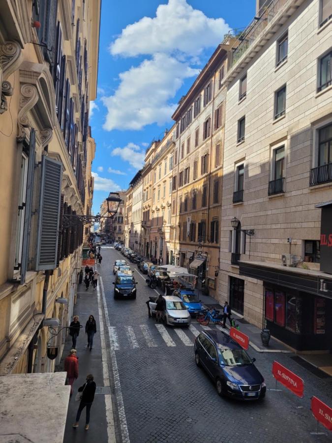 Guest house Romantic Dreams Sistina Rome
