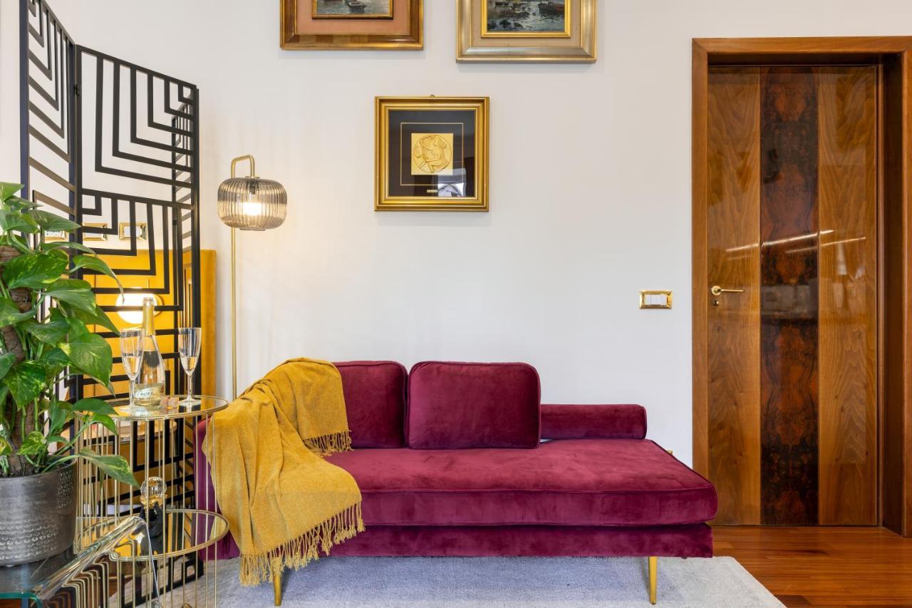 Apartment Atticus Luxury Studio In The Heart Of Ancient
