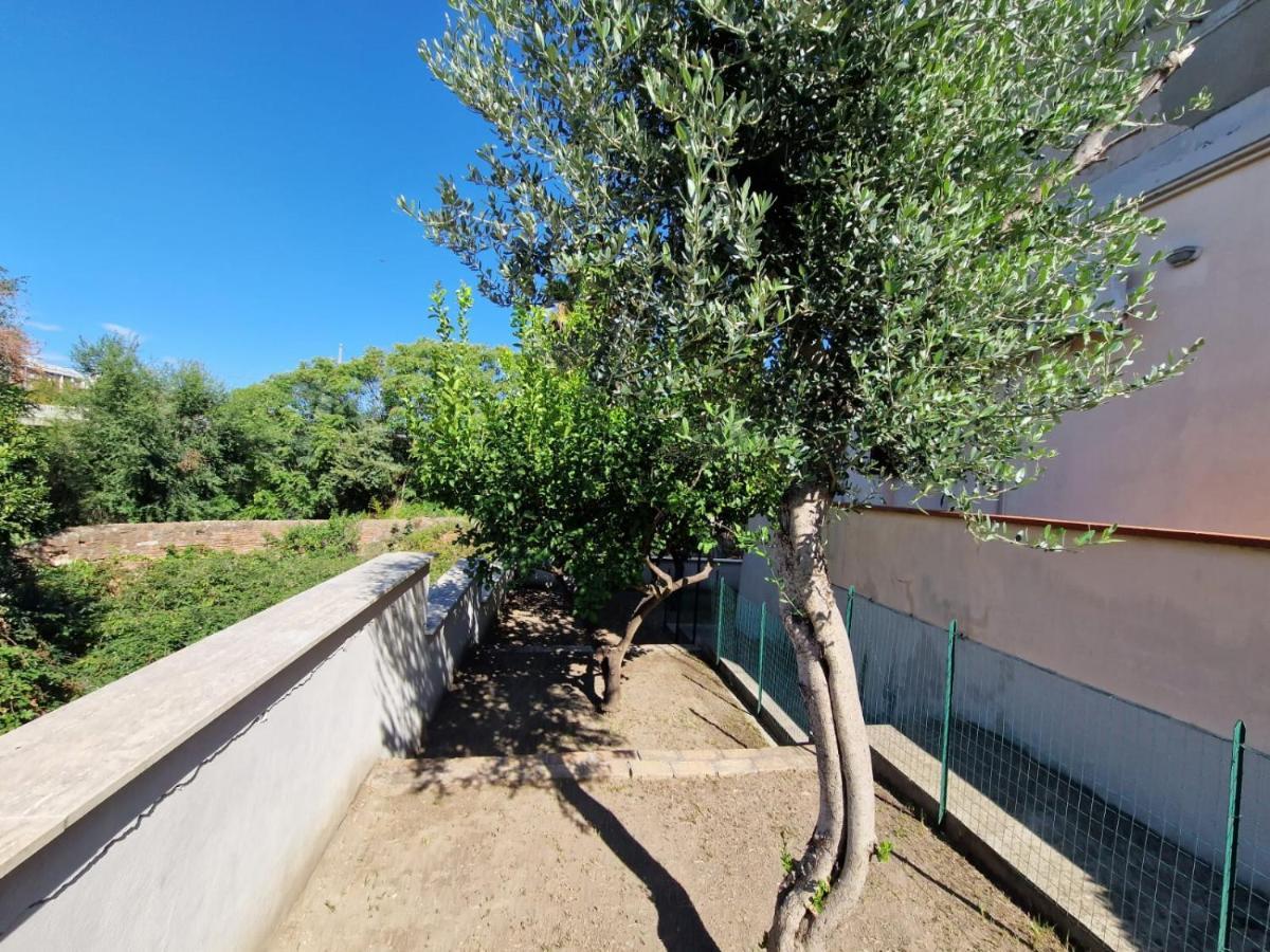 Apartment Per Chi Ama Prendere Il Caffe In Terrazzo Rome