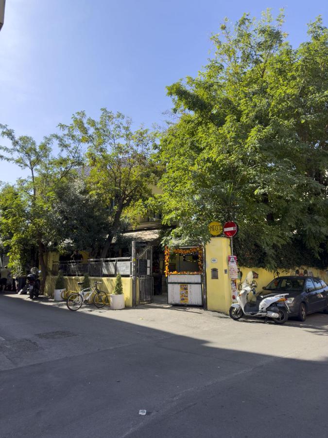 Lovely In Hip And Vibrant Pigneto * Rome