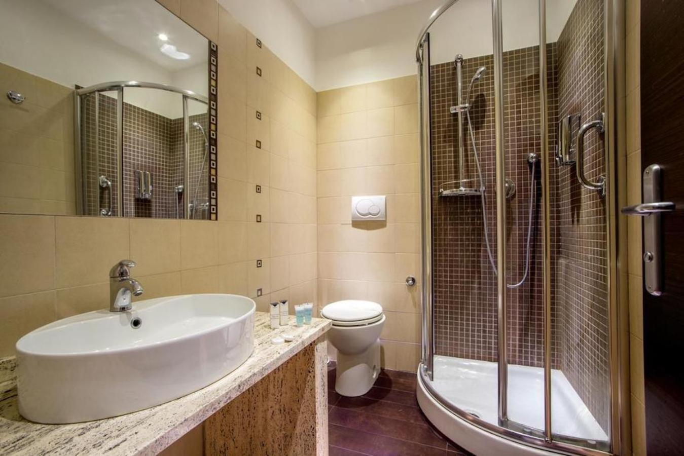 Basilio 55 3* Rome