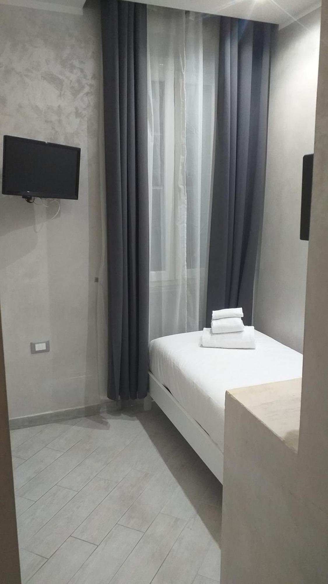 Frattina Grand Suite Guesthouse 3* Rome