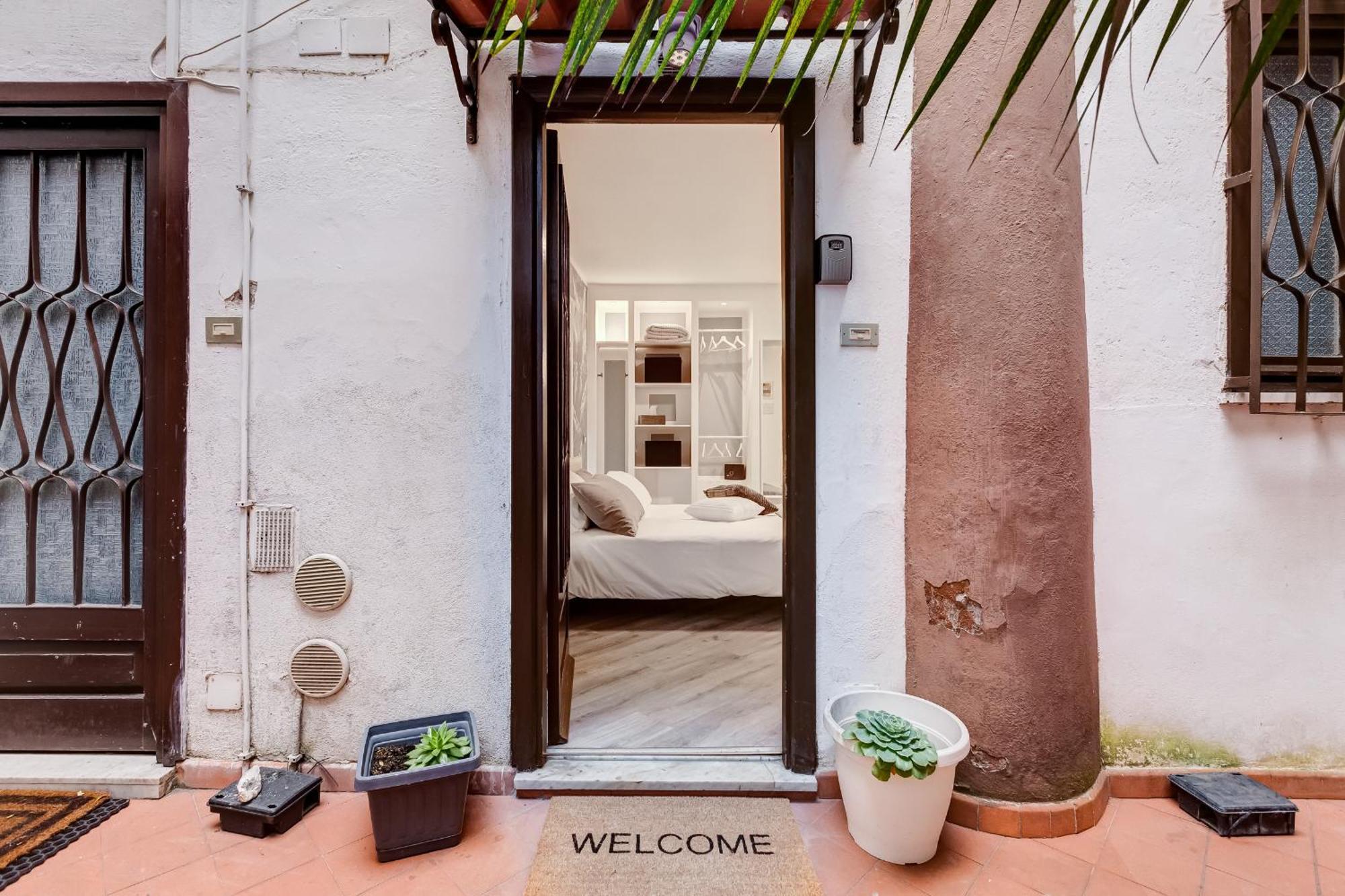 Diecipassi Dal Colosseo Holiday home