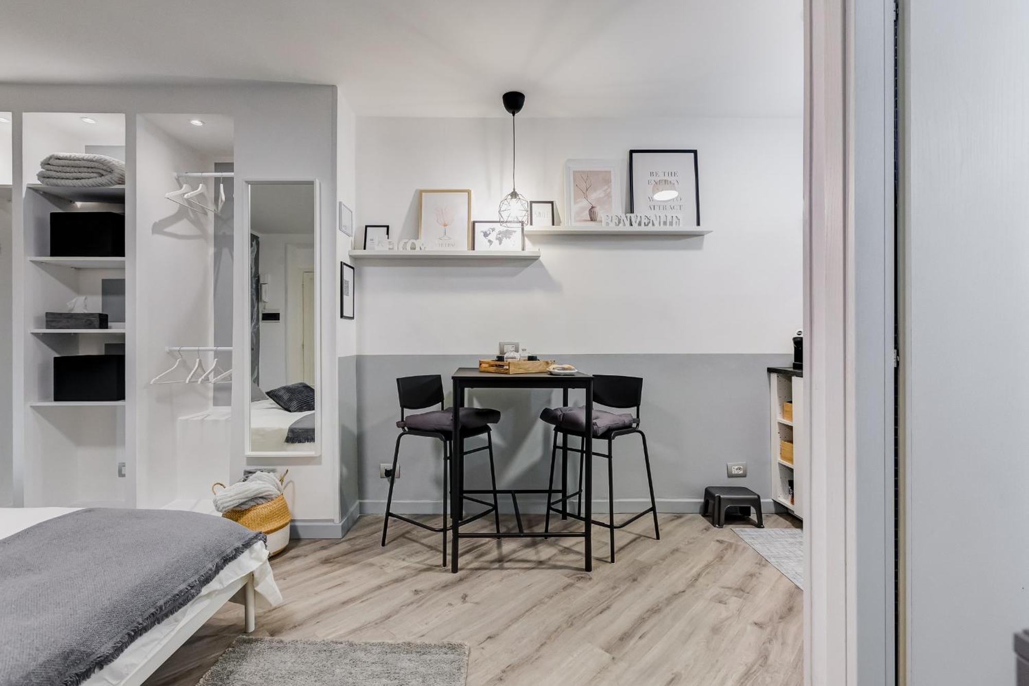 Diecipassi Dal Colosseo Holiday home *