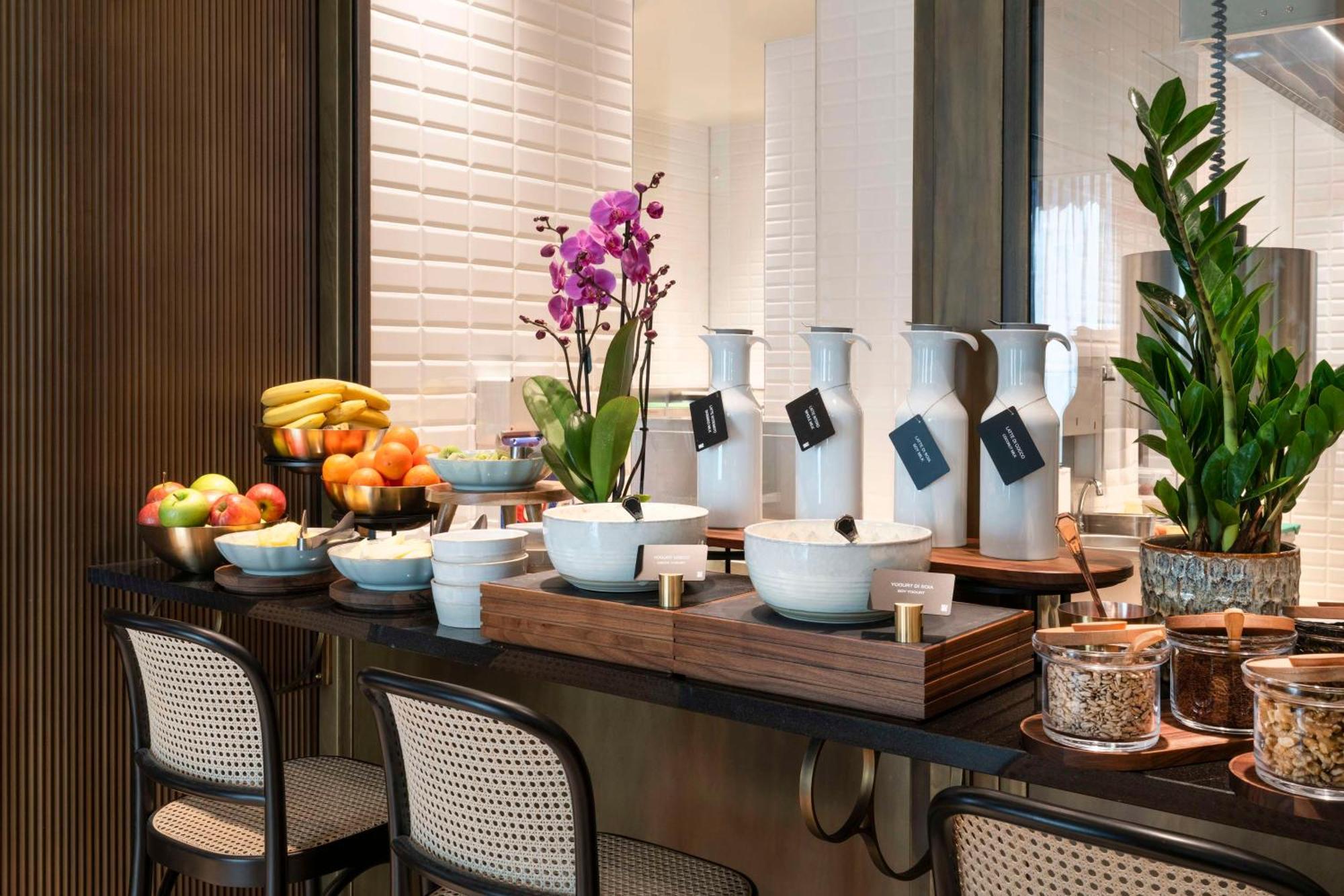 Radisson Collection Hotel, Antica Hotel Rome