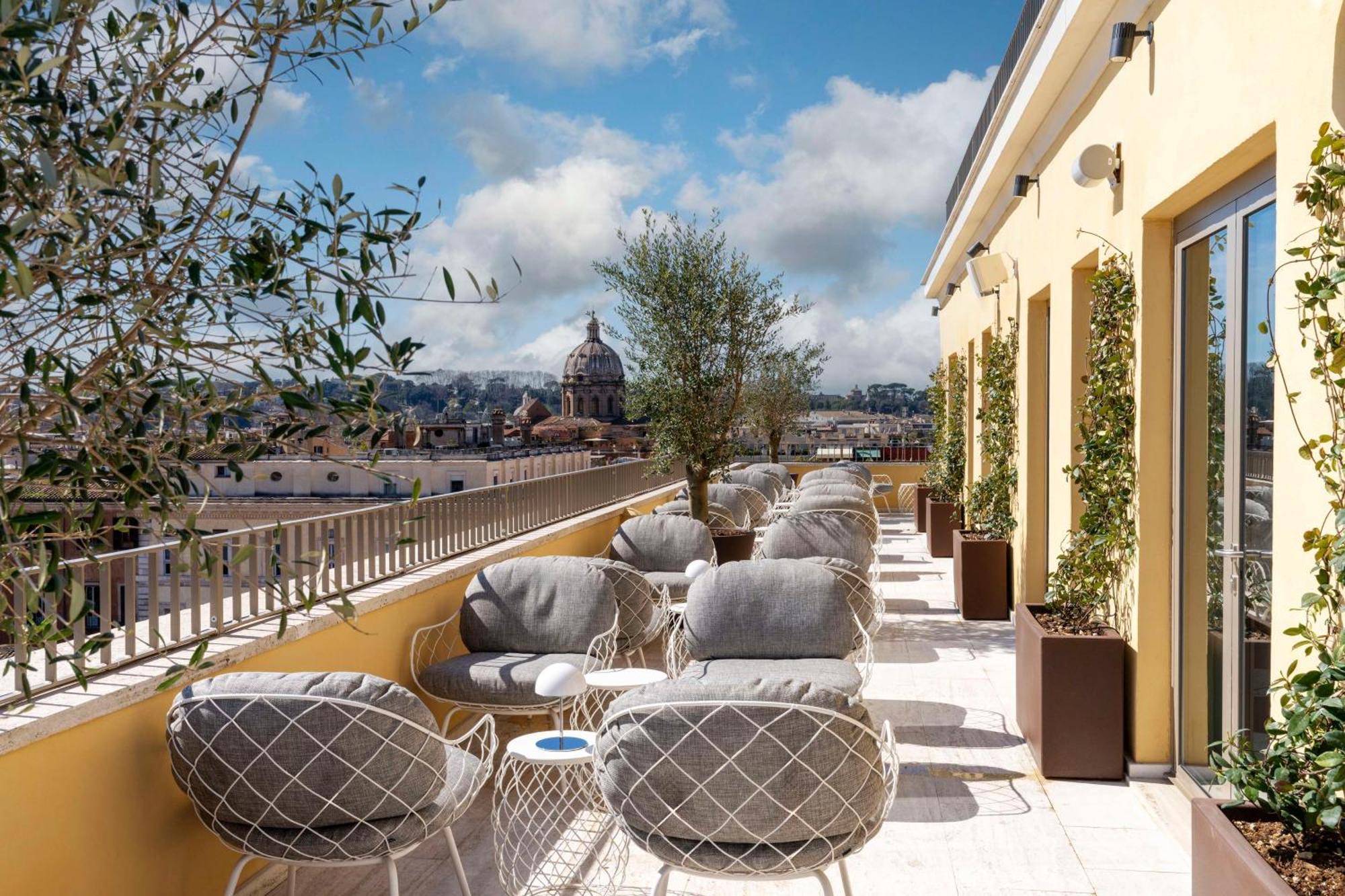 Radisson Collection Hotel, Antica 5* Rome