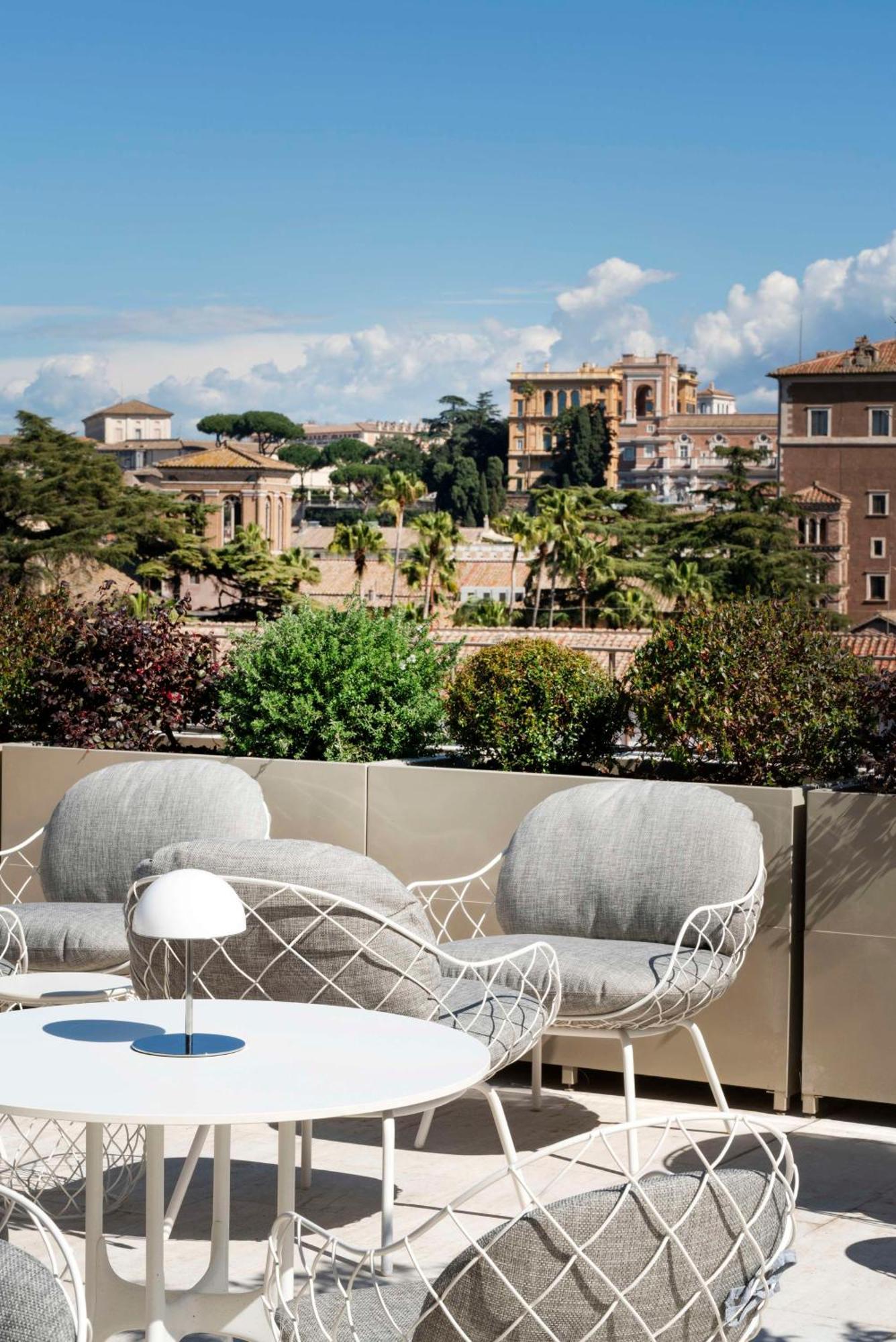 Radisson Collection Hotel, Antica Rome