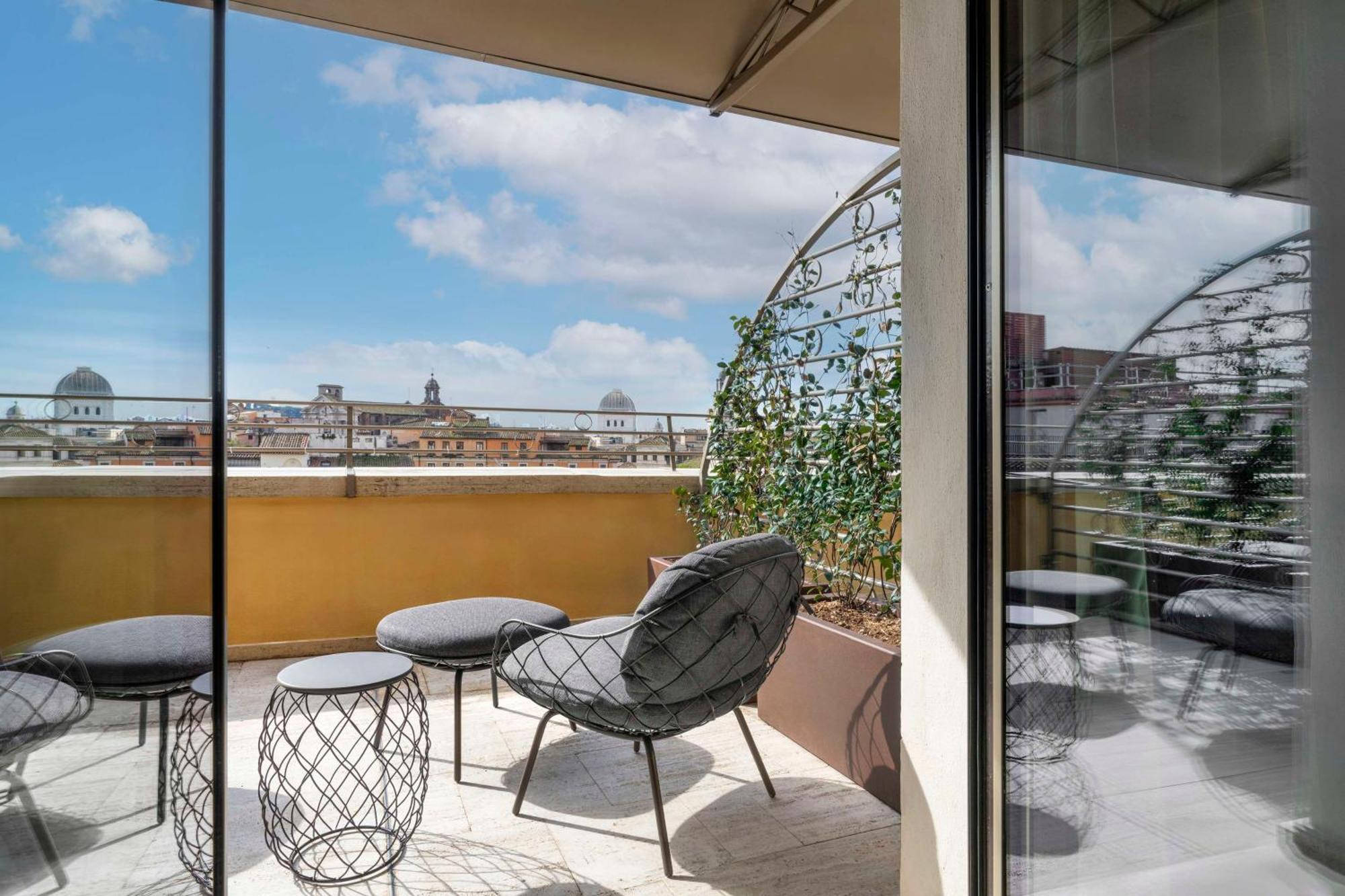 Radisson Collection Hotel, Antica Hotel Rome