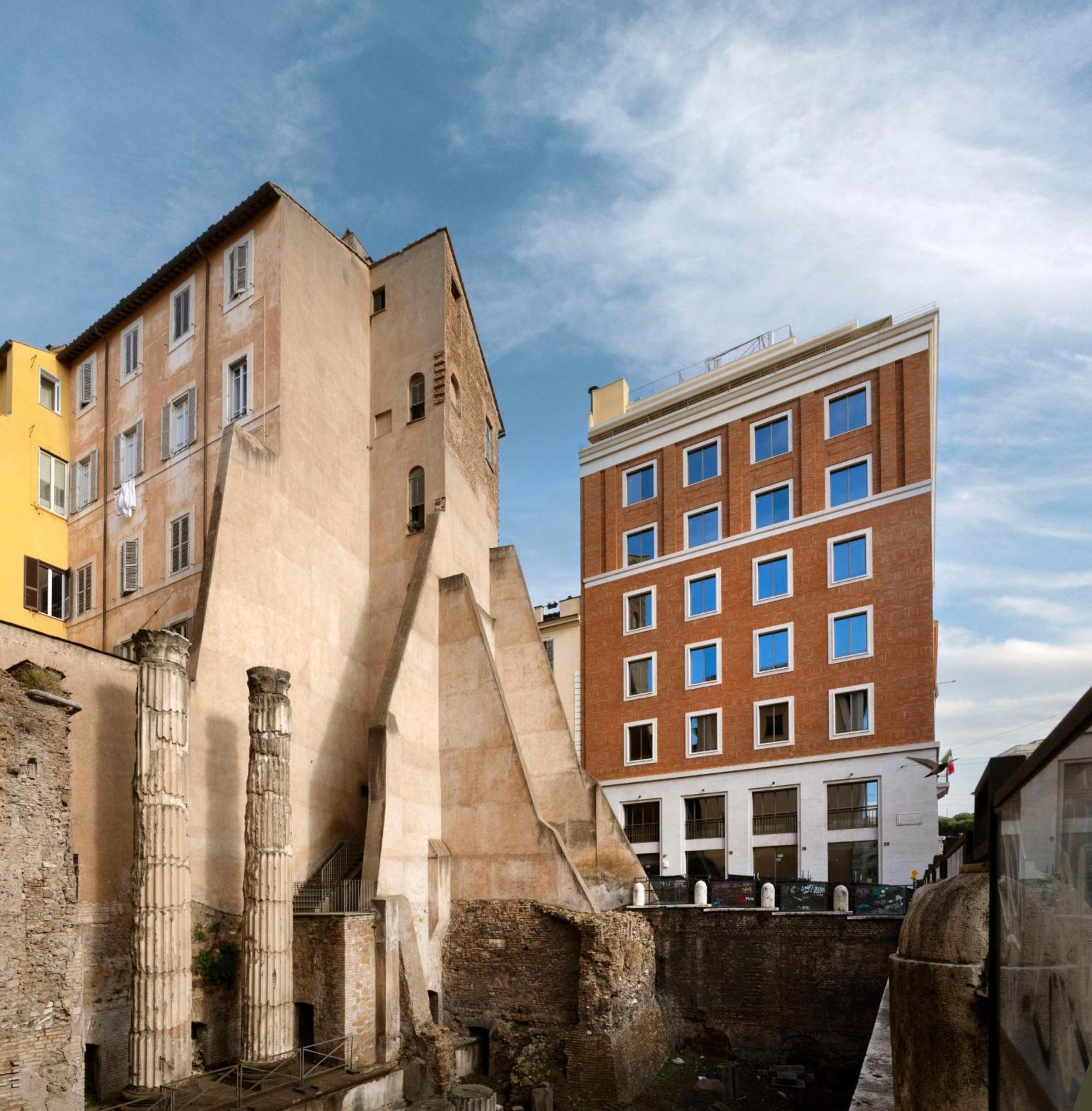 Radisson Collection Hotel, Antica Rome